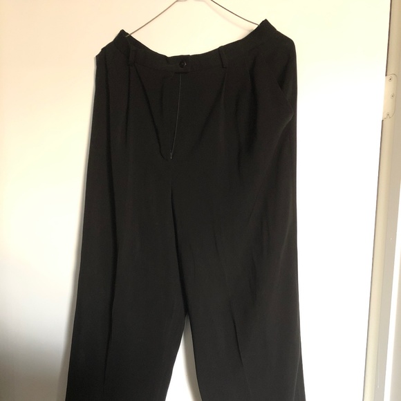 Dress pants - Picture 3 of 5